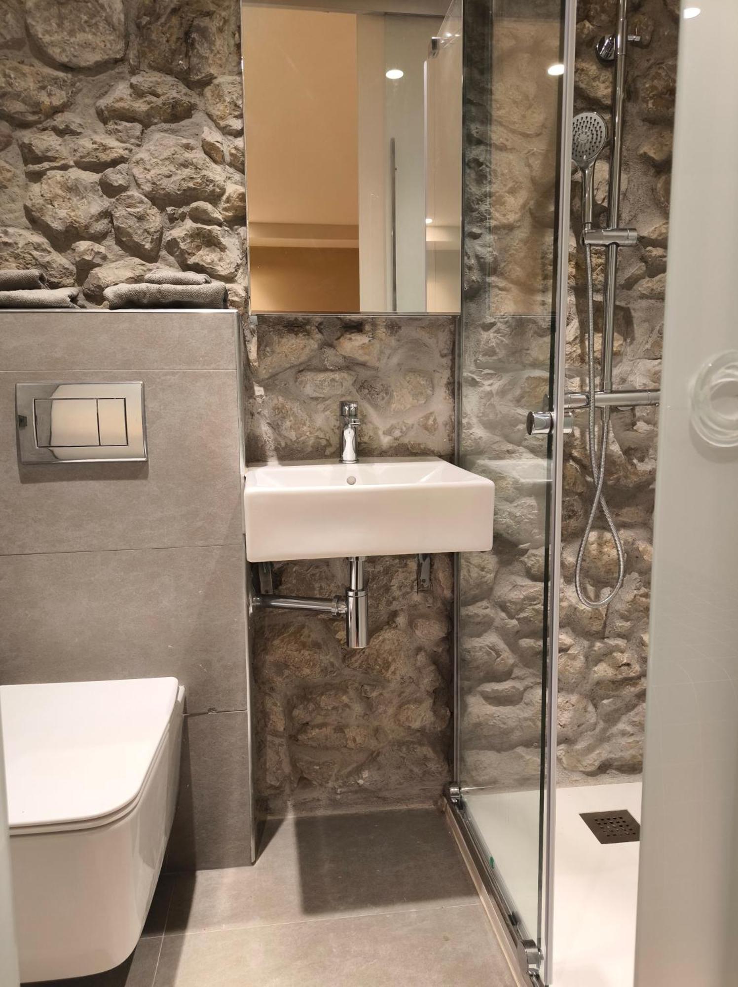 Apartamentos Calle Mayor 23 يانس المظهر الخارجي الصورة